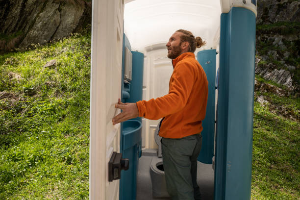 Portable Toilet Options We Offer in Seminole, FL
